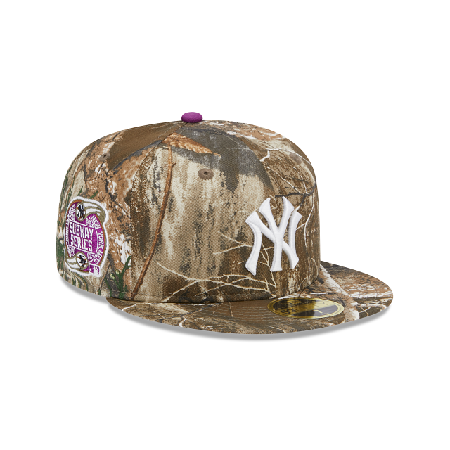 Gorra de los new york yankees fotografías e imágenes de alta